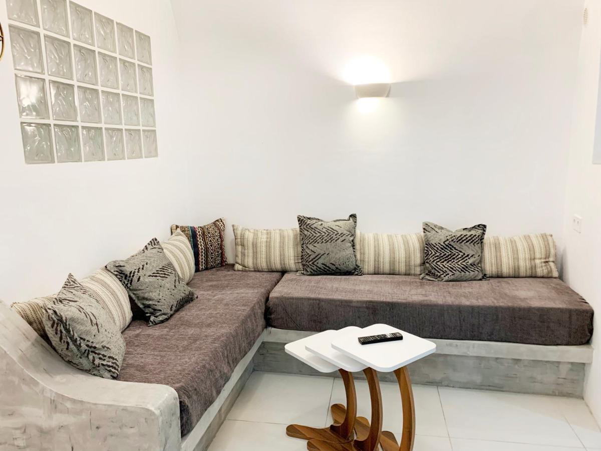 Poli Cave House Santorini Villa Фира Екстериор снимка
