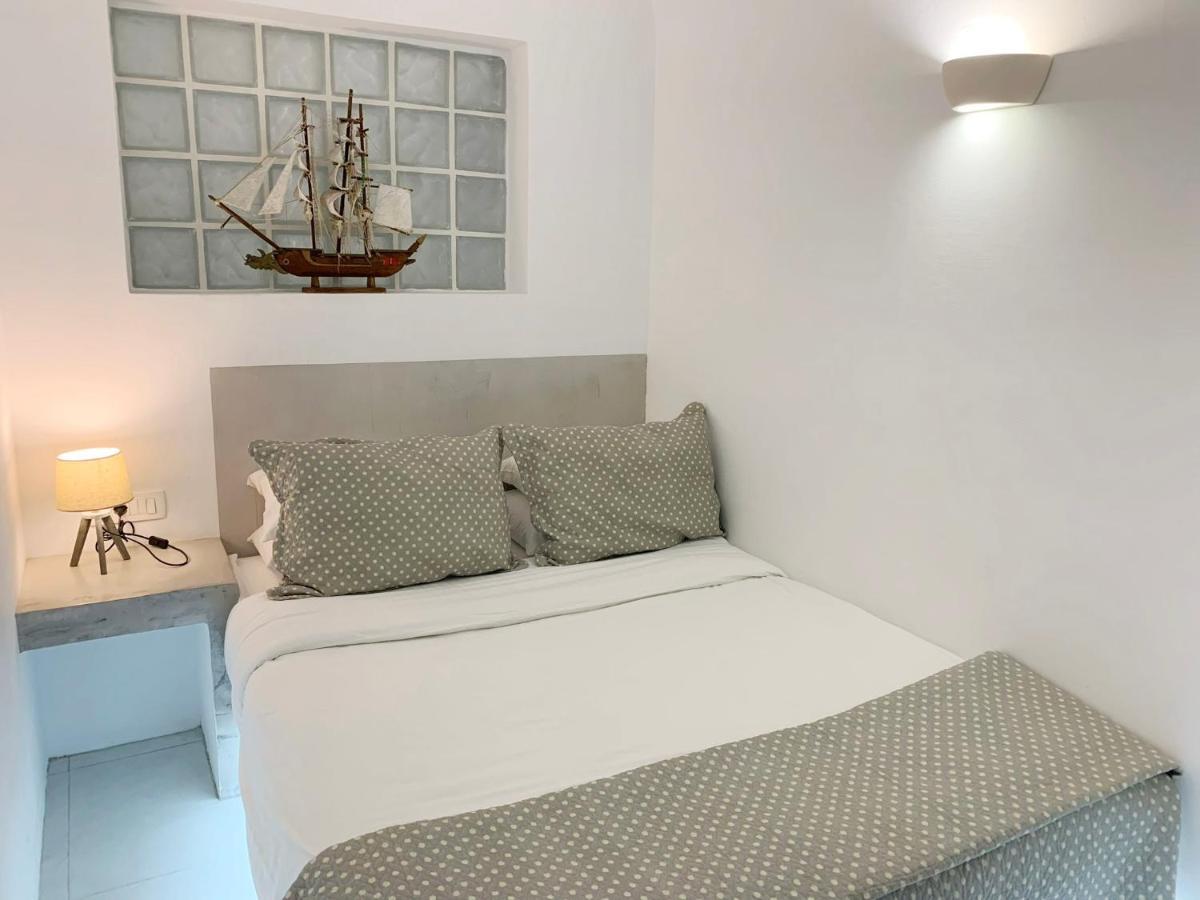 Poli Cave House Santorini Villa Фира Екстериор снимка