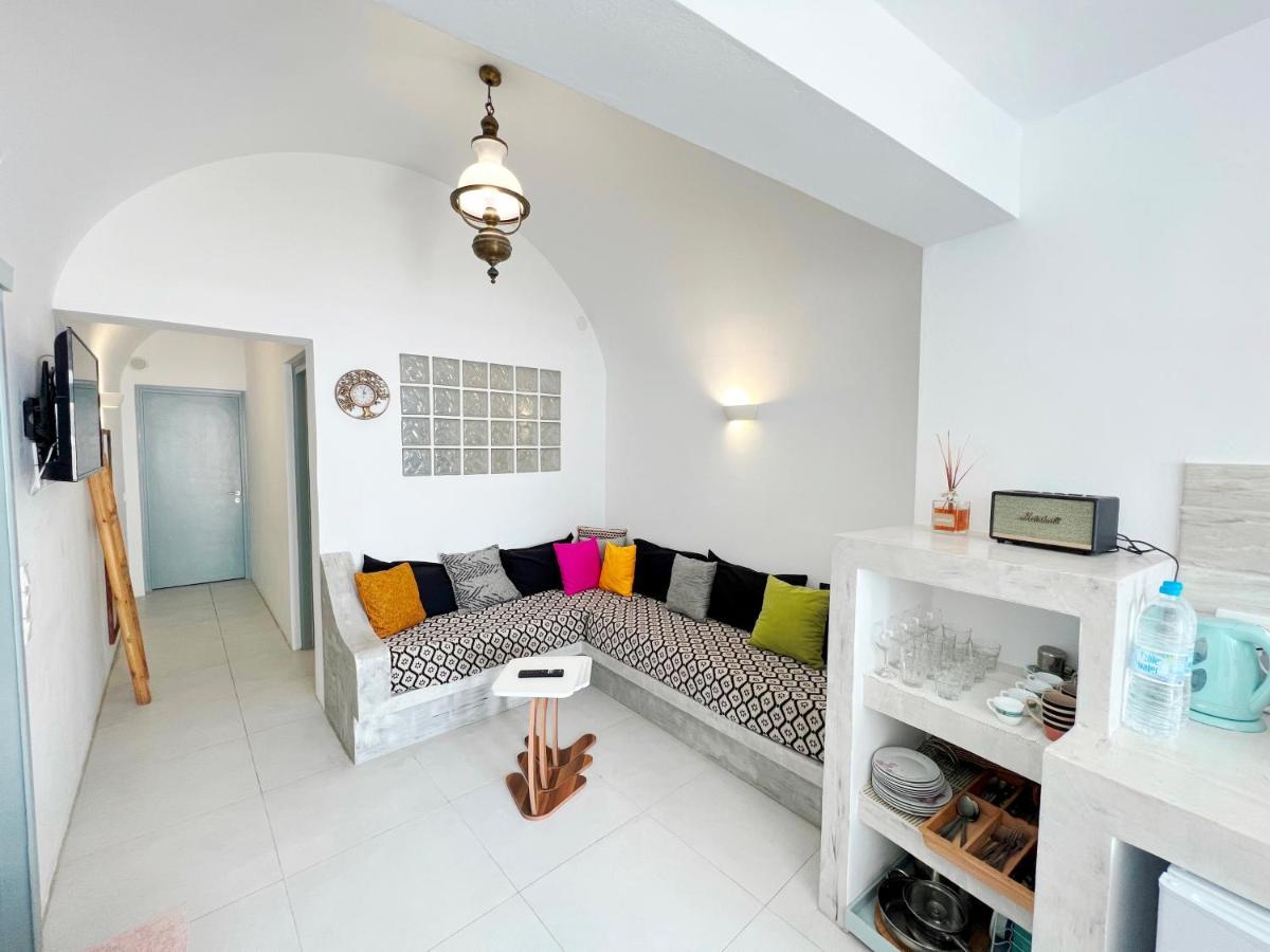 Poli Cave House Santorini Villa Фира Екстериор снимка