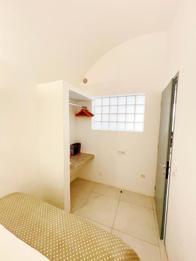 Poli Cave House Santorini Villa Фира Екстериор снимка