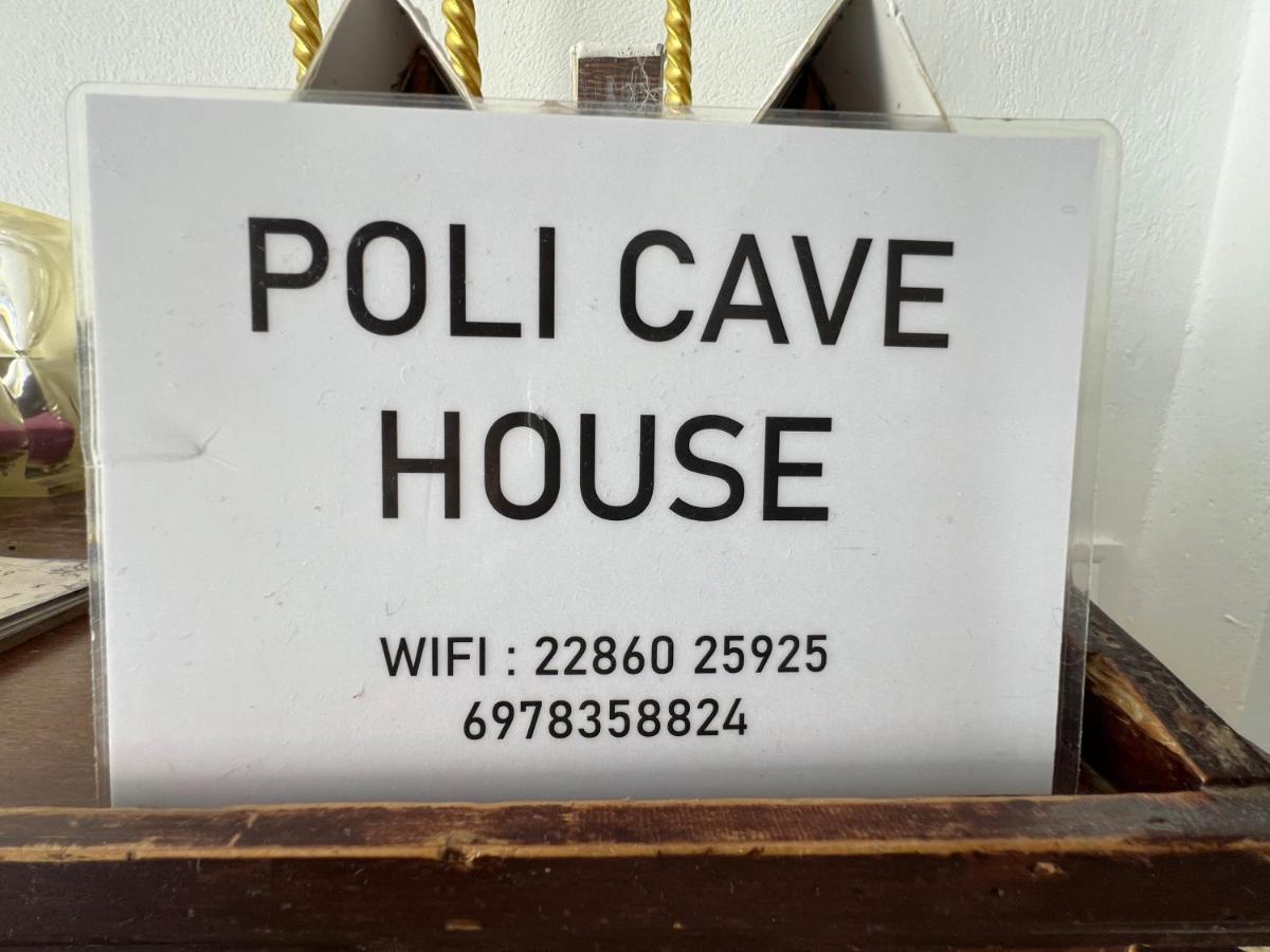 Poli Cave House Santorini Villa Фира Екстериор снимка